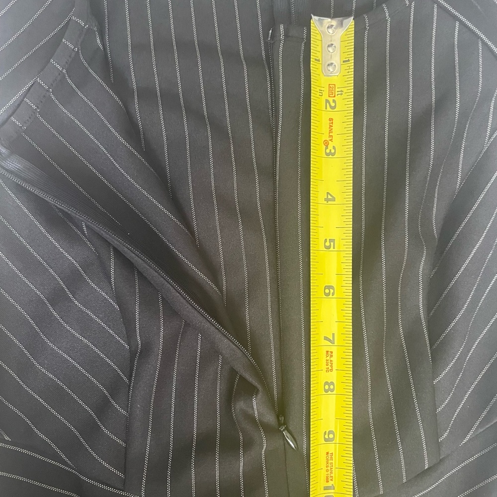 Vf show pinstripe dress NWT black & white zippers front & back Bodycon cute! - Picture 10 of 14